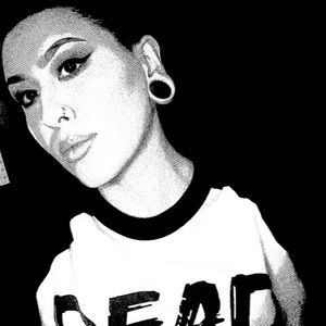 Meet your Posher, Gabriela